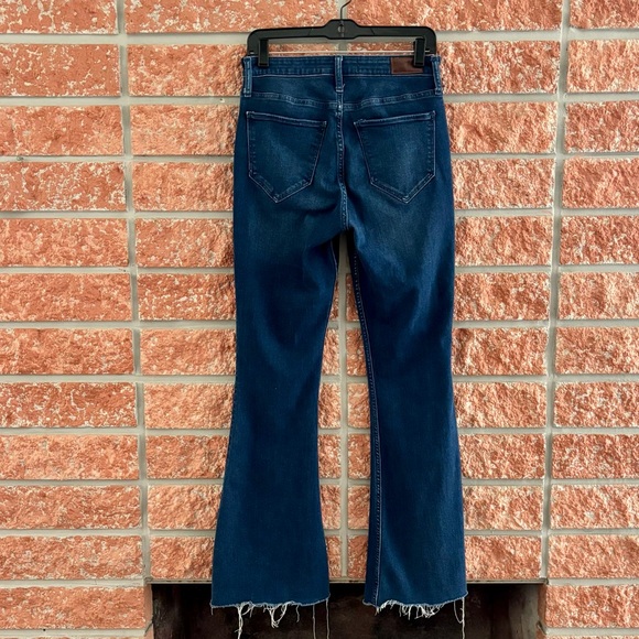 Hollister high-rise flared jeans - Picture 3 of 7